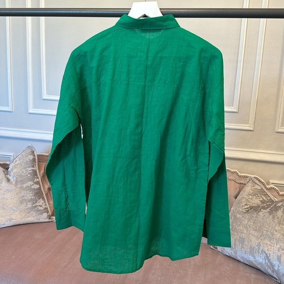 NWOT EMBROIDERED BUTTON DOWN SHIRT SIZE M - Picture 15 of 17